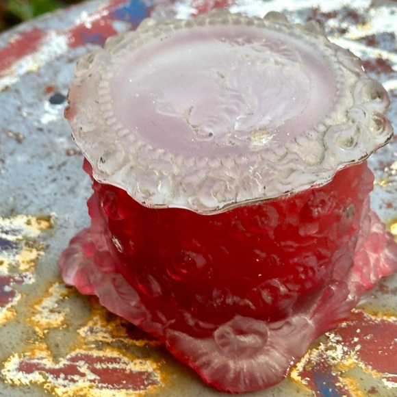 Antique Intricate Glass Round Lidded Powder Jewelry Trinket Box Unique Rare